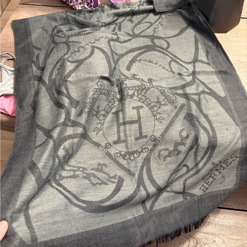 Hermes Charcoal Scarf with Emblem Design